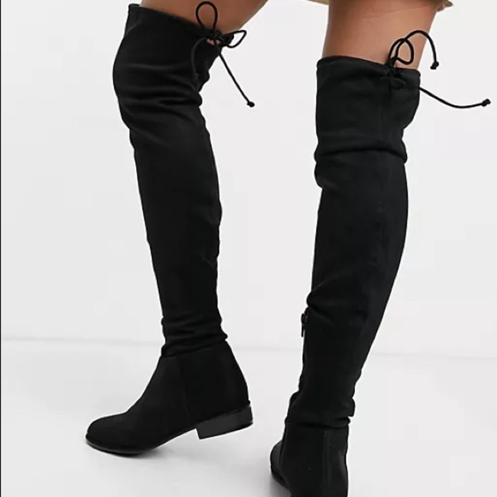 Over the knee boots. Black vegan leather.